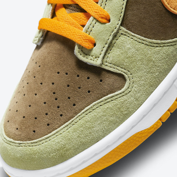 nike dunk low dusty olive gold