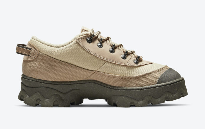 nike lahar low sizing