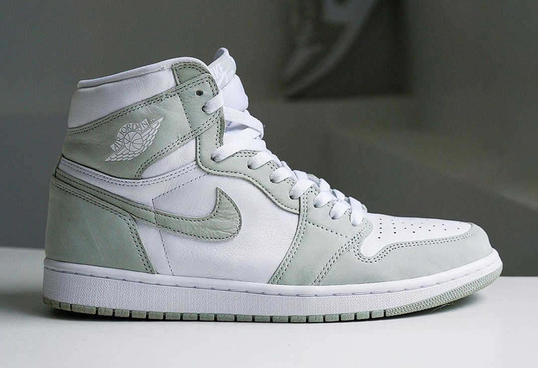 air jordan retro high og seafoam