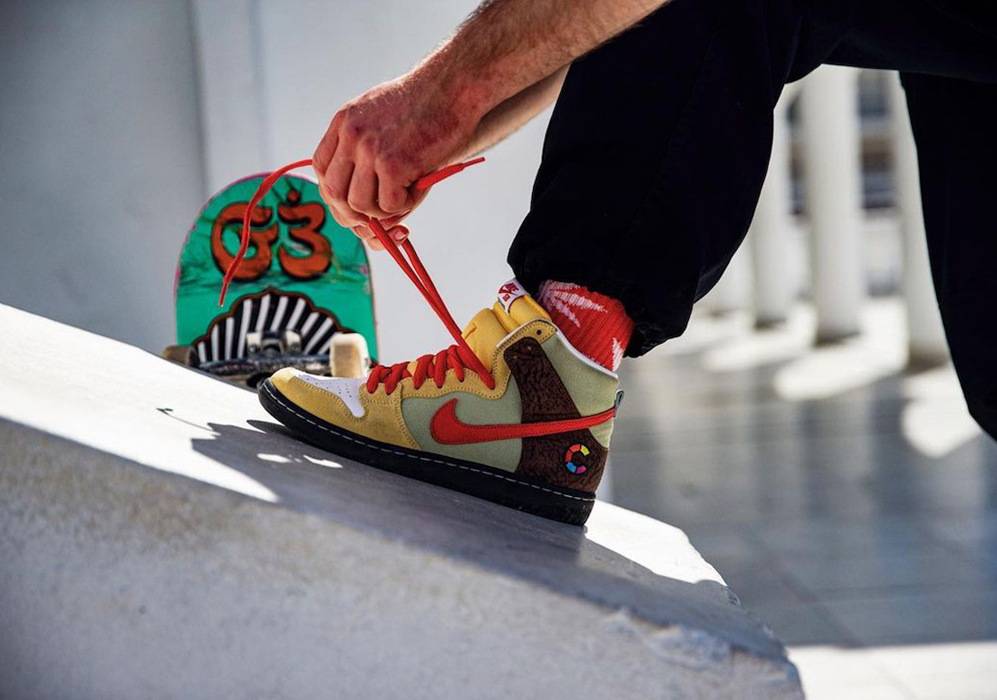 Color Skates Nike-SB Dunk High Kebab and Destroy