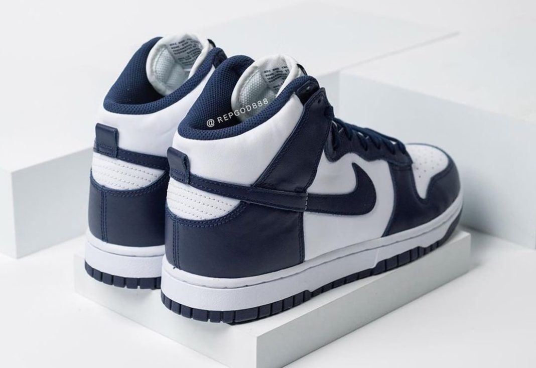 shoes with lights on the bottom