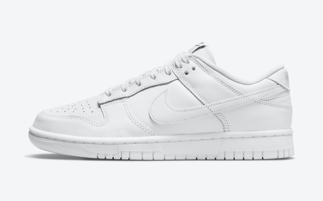 triple white nike tuned 3