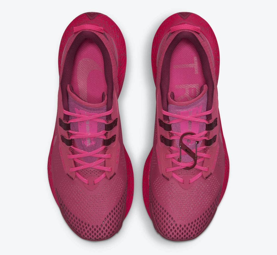 nike archaeo pink