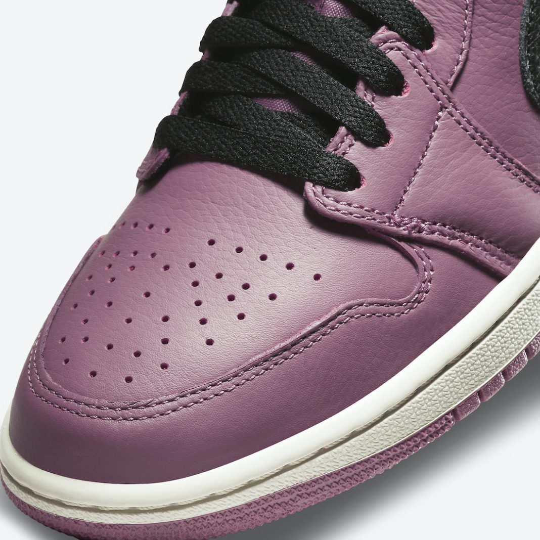 nike air jordan 1 mulberry