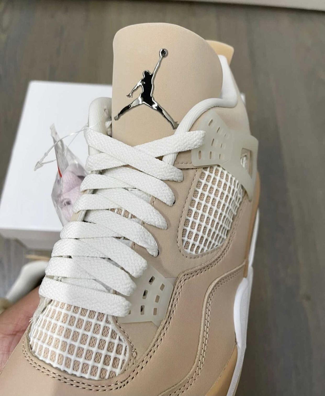 Keep scrolling to take a deep dive into some of the best Air Jordan 4s of all time Shimmer WMNS DJ0675-200 Release Date