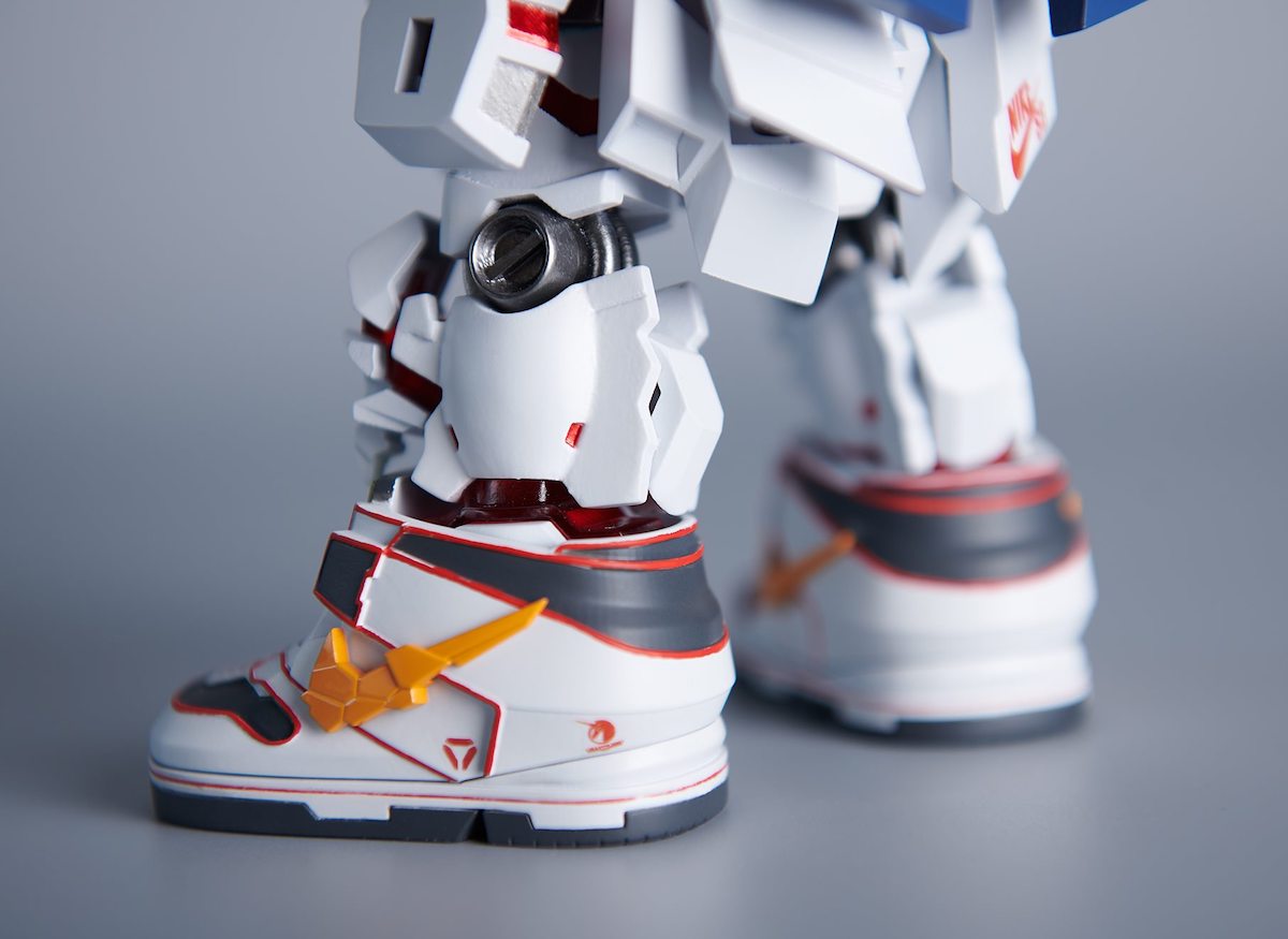 Gundam Unicorn Nike SB