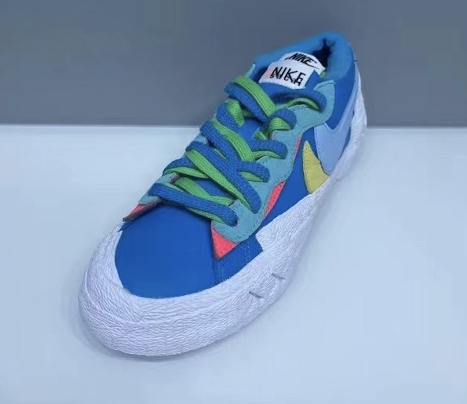 Kaws diamond Sacai Nike Blazer Low DM7901 400 Release Date 2