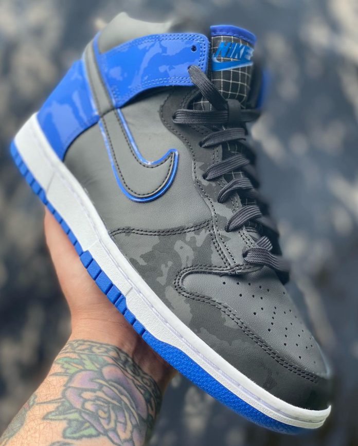 dark blue high dunks