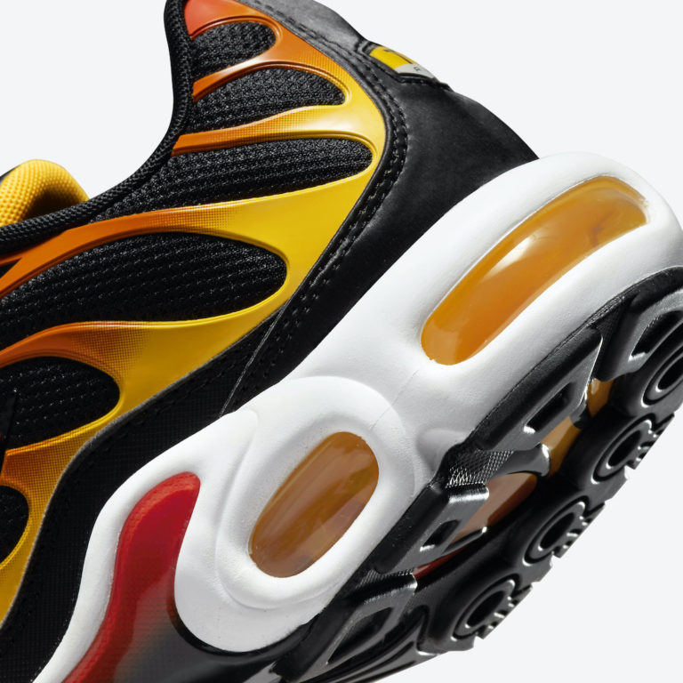 Nike Air Max Plus Reverse Sunset DC6094-001 Release Date - SBD