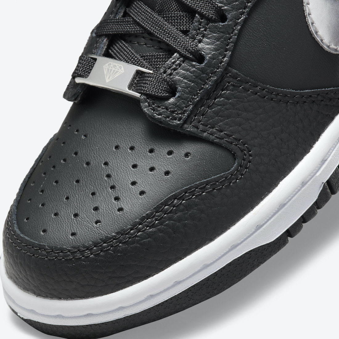 Nike Dunk Low GS Black Sliver DC9560-001 Release Date