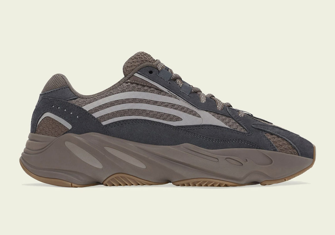 Adidas yeezy 700 mauve buy online best sale