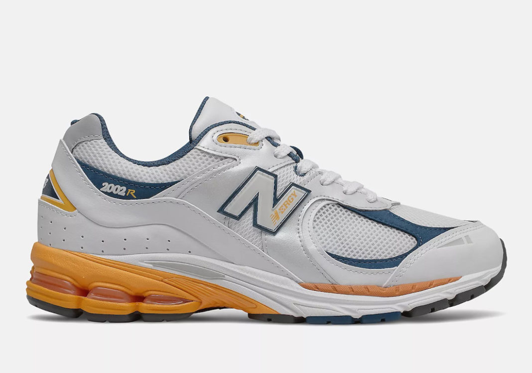 This Fresh Look From New Balance Features Plush Cushioning and True VersatilityR White Lagoon M2002RLA Release Date