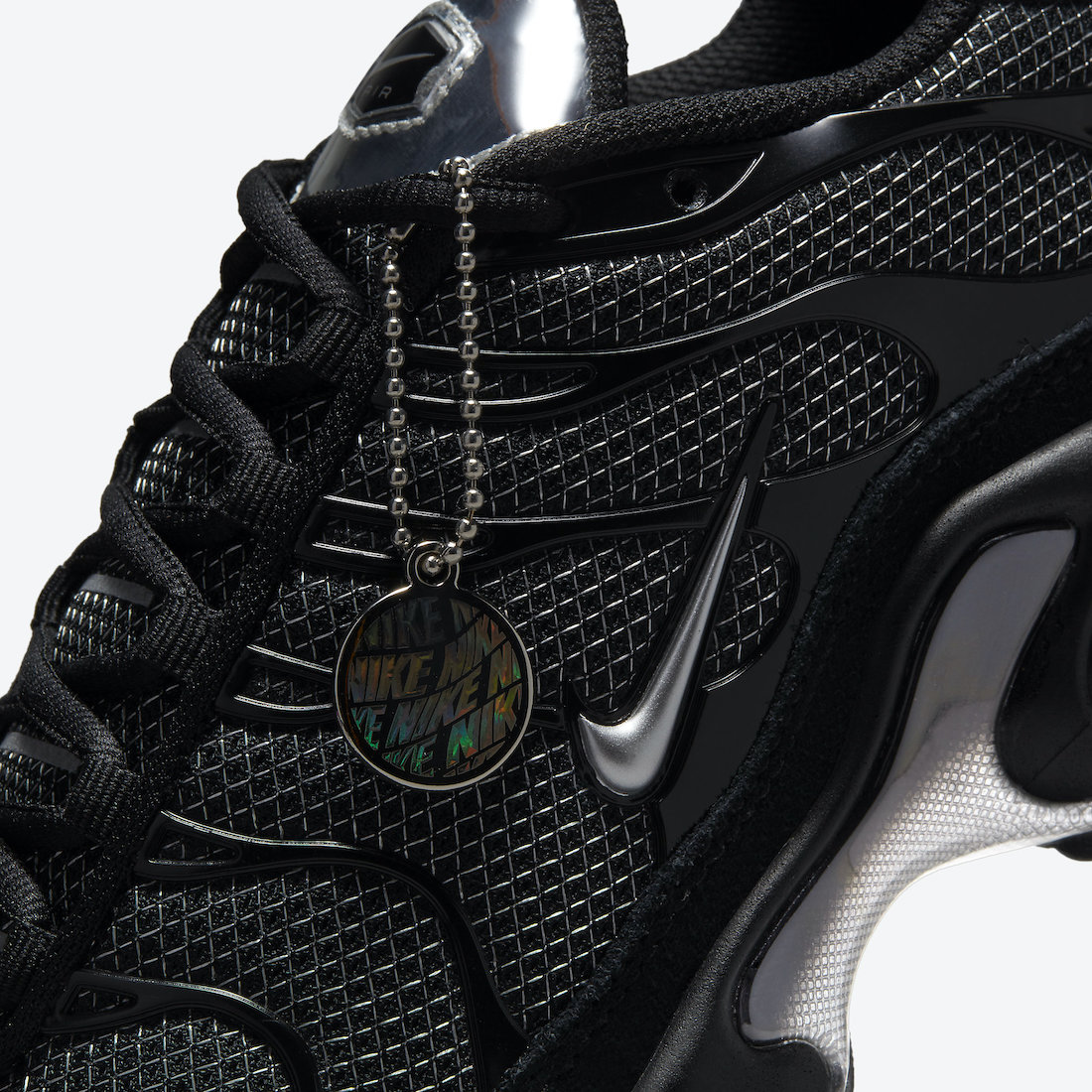 Nike Air Max Plus DQ0850-001 Release Date
