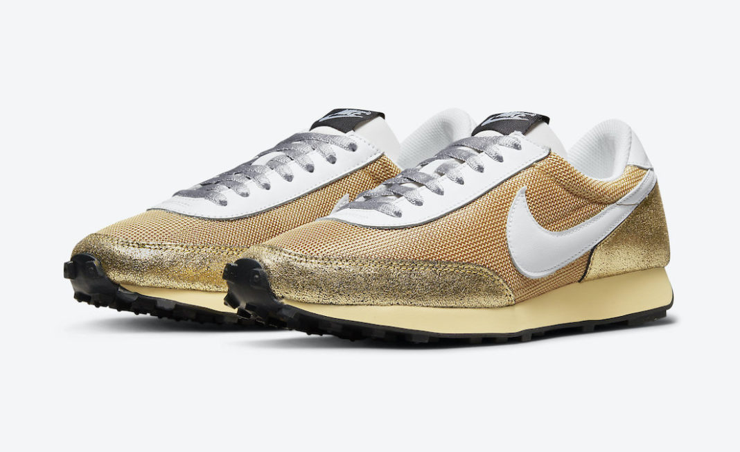 Nike Waffle Trainer 2 Cracked Gold DO5883-700 Release Date