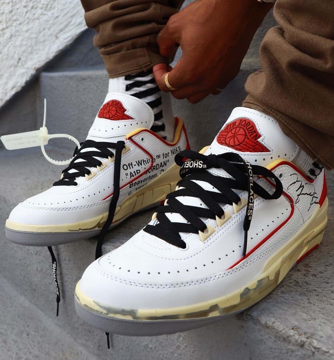 Off-White x Air Jordan 2 Low White Red 