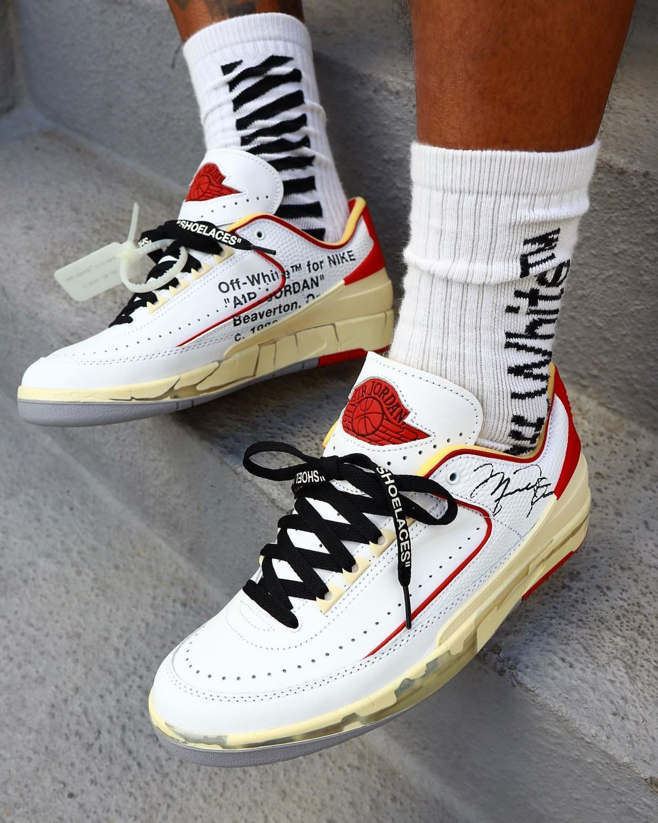 Air jordan outlet off white red