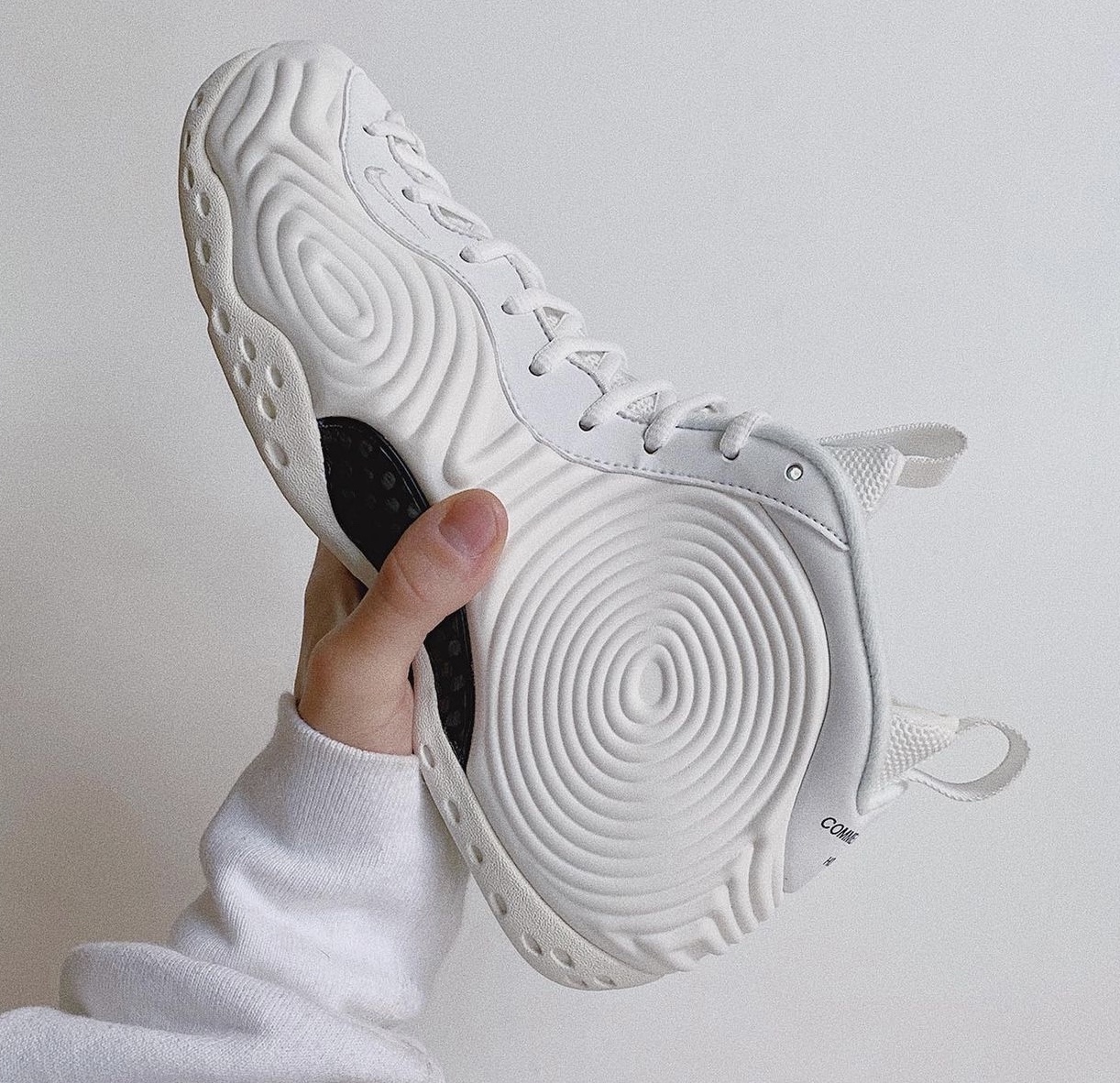 CDG Nike Air Foamposite One White Release Date