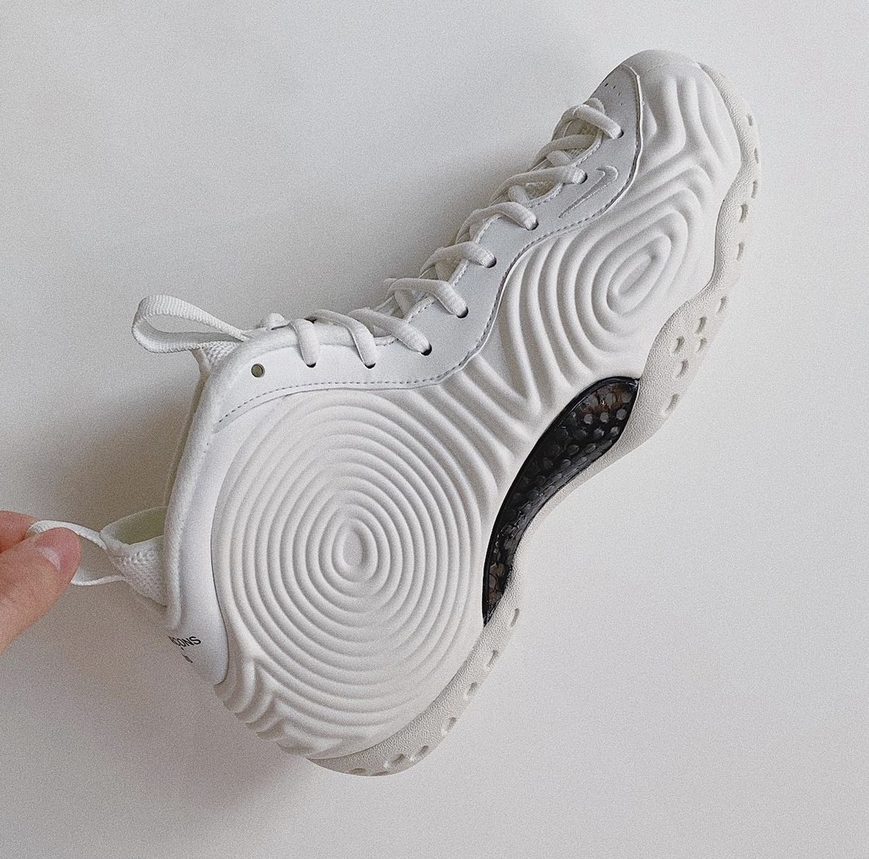 CDG Nike Air Foamposite One White Release Date