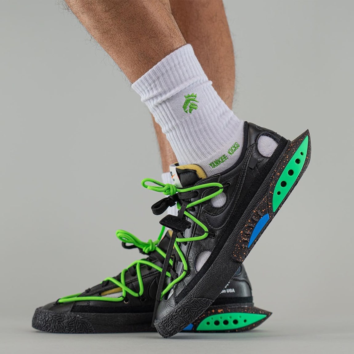 Off-White Nike Blazer Low Black DH7863-001 Release Date On-Feet