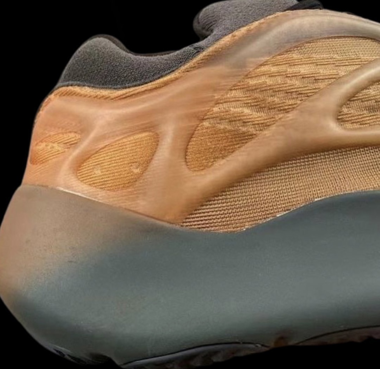 adidas Yeezy 700 V3 Copper Fade Release Date