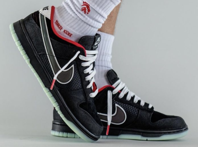 nike dunk league of legends