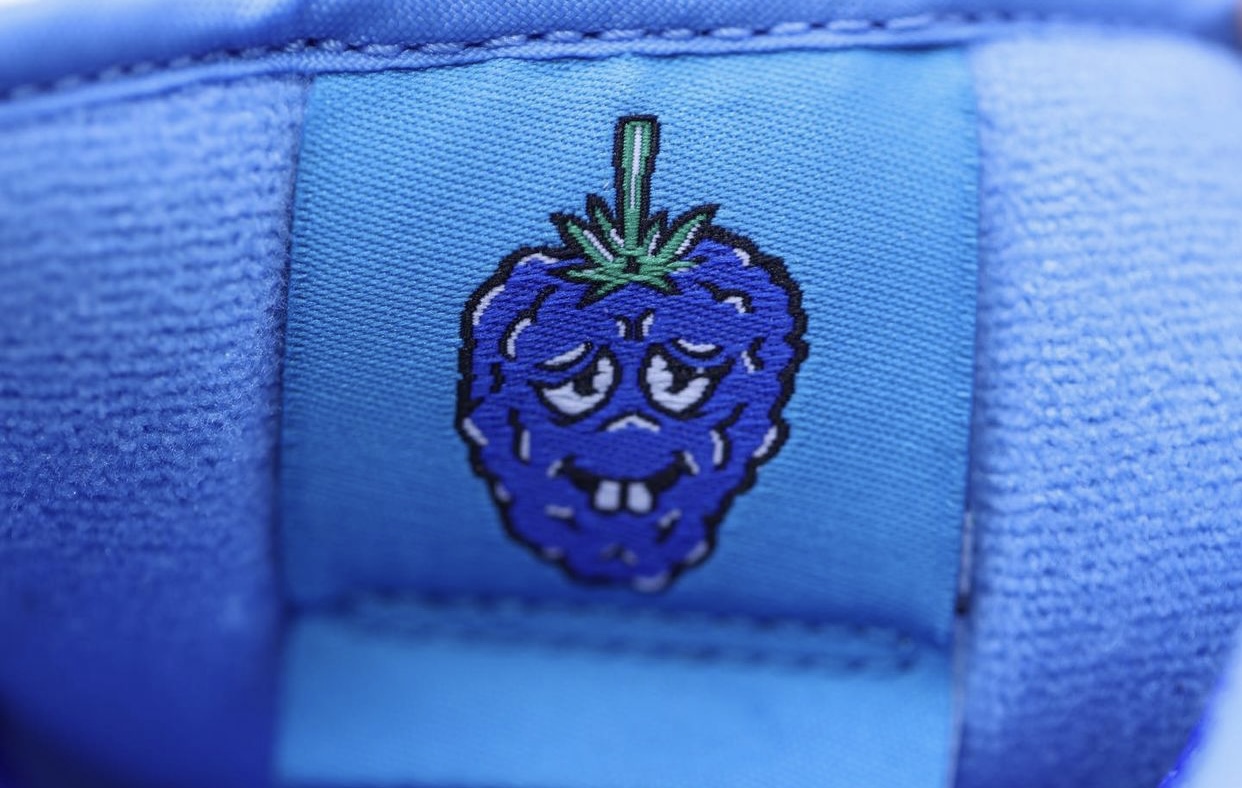 Nike SB Dunk Low Azul Frambuesa Fecha de lanzamiento