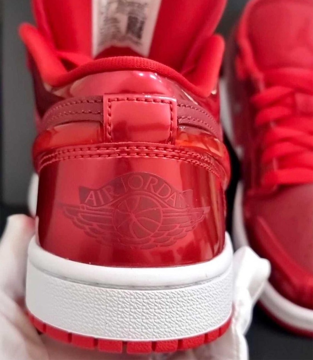Air Jordan 1 Low SE Pomegranate Release Date
