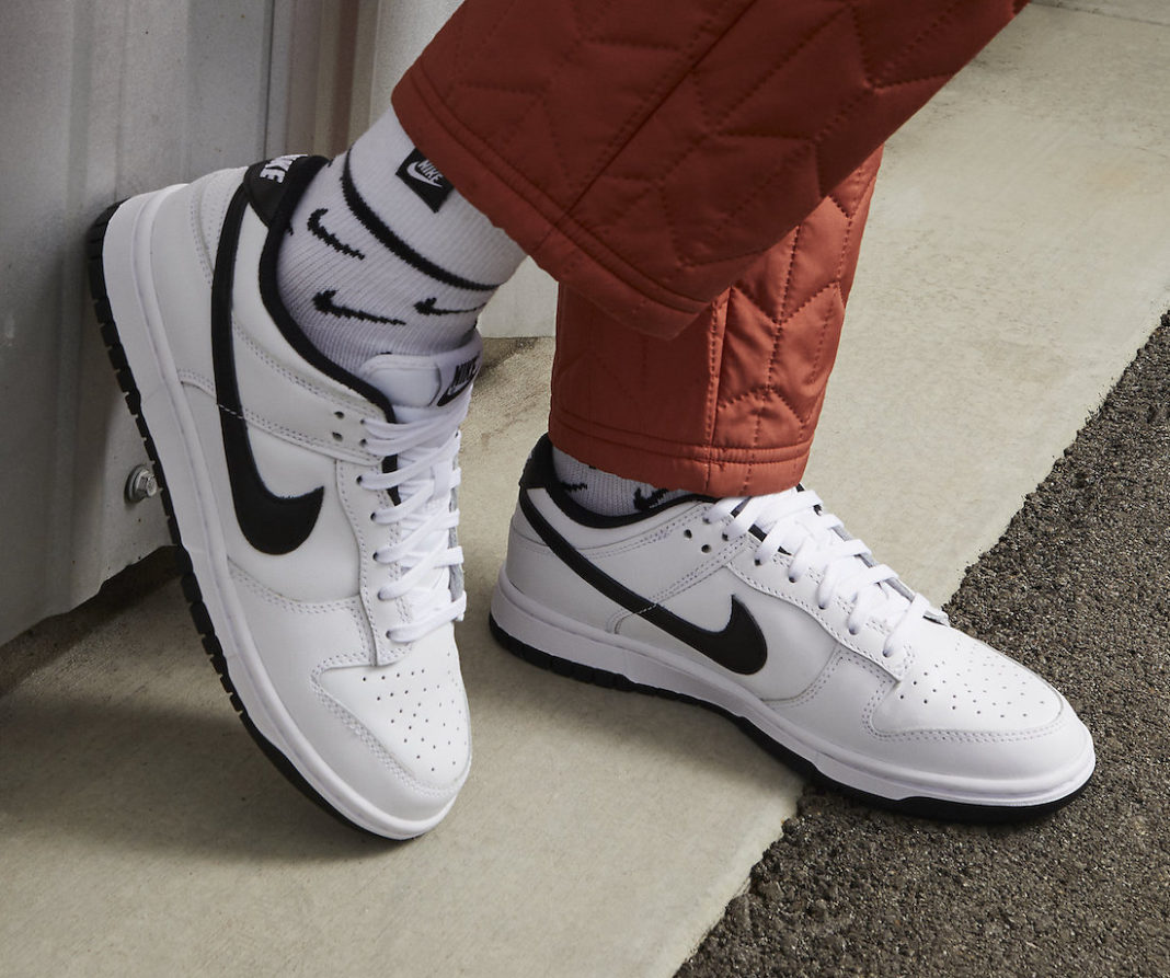nike air jordan dunk low black and white