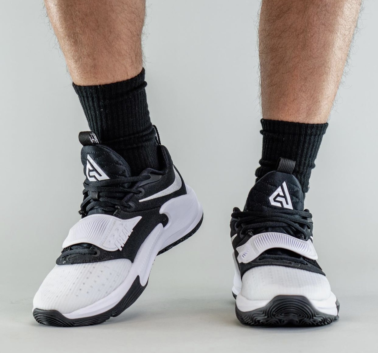 Nike Zoom Freak 3 Black White DM7378-001 Release Date On-Feet