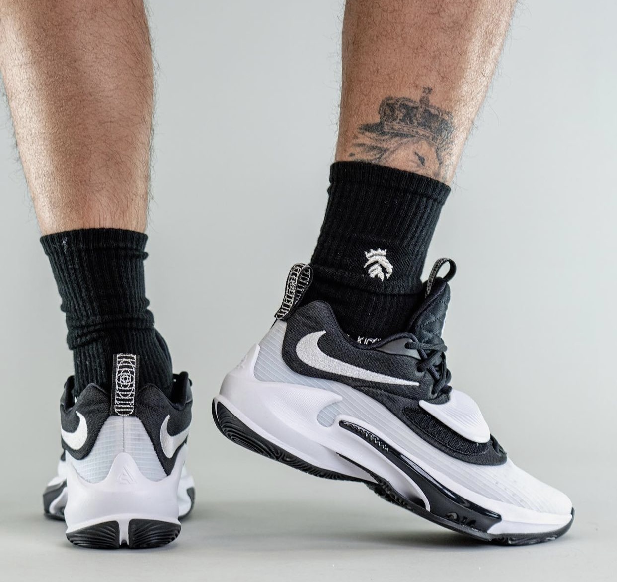 Nike Zoom Freak 3 Black White DM7378-001 Release Date On-Feet