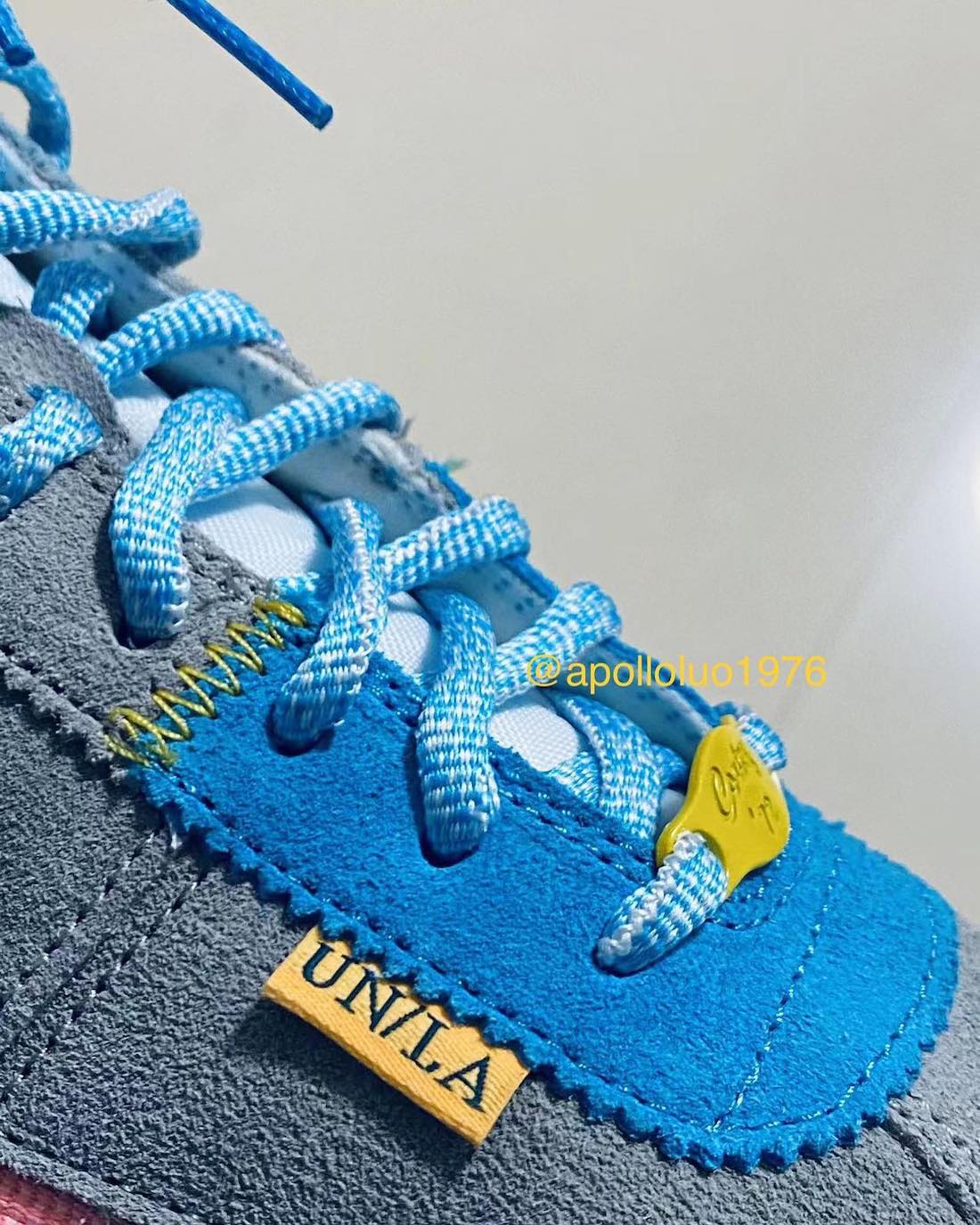 Union Nike Cortez Gris Azul Amarillo