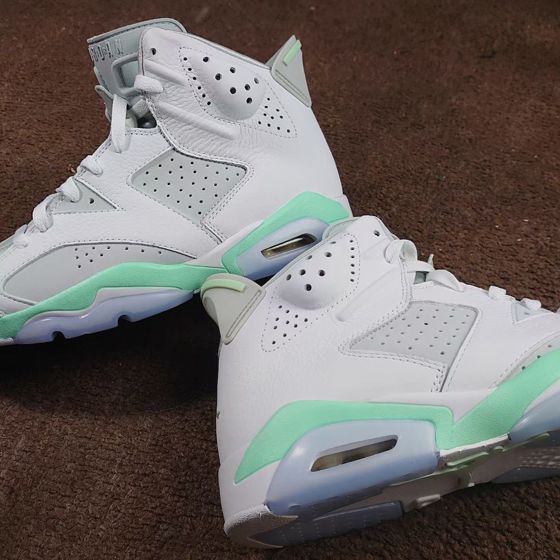 Womens Air Jordan 6 Mint Foam DQ4914-103 Release Date