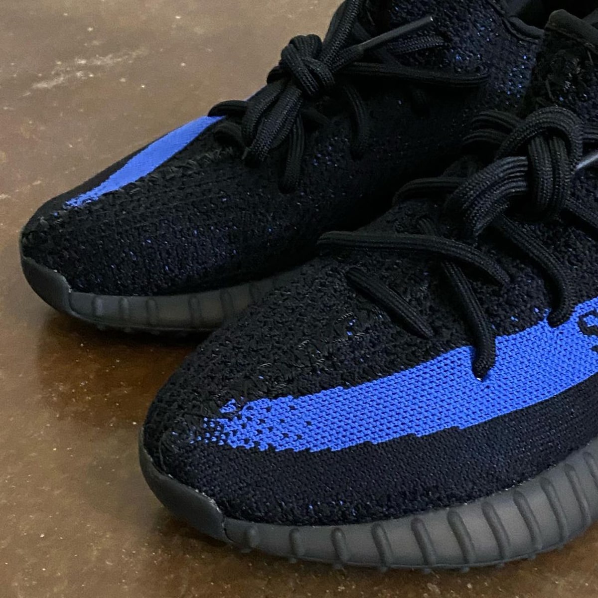 adidas Yeezy Boost 350 V2 Dazzling Blue GY7164 Release Date