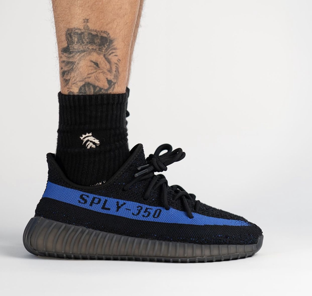 adidas Yeezy Boost 350 V2 Dazzling Blue GY7164 Release Date On-Feet