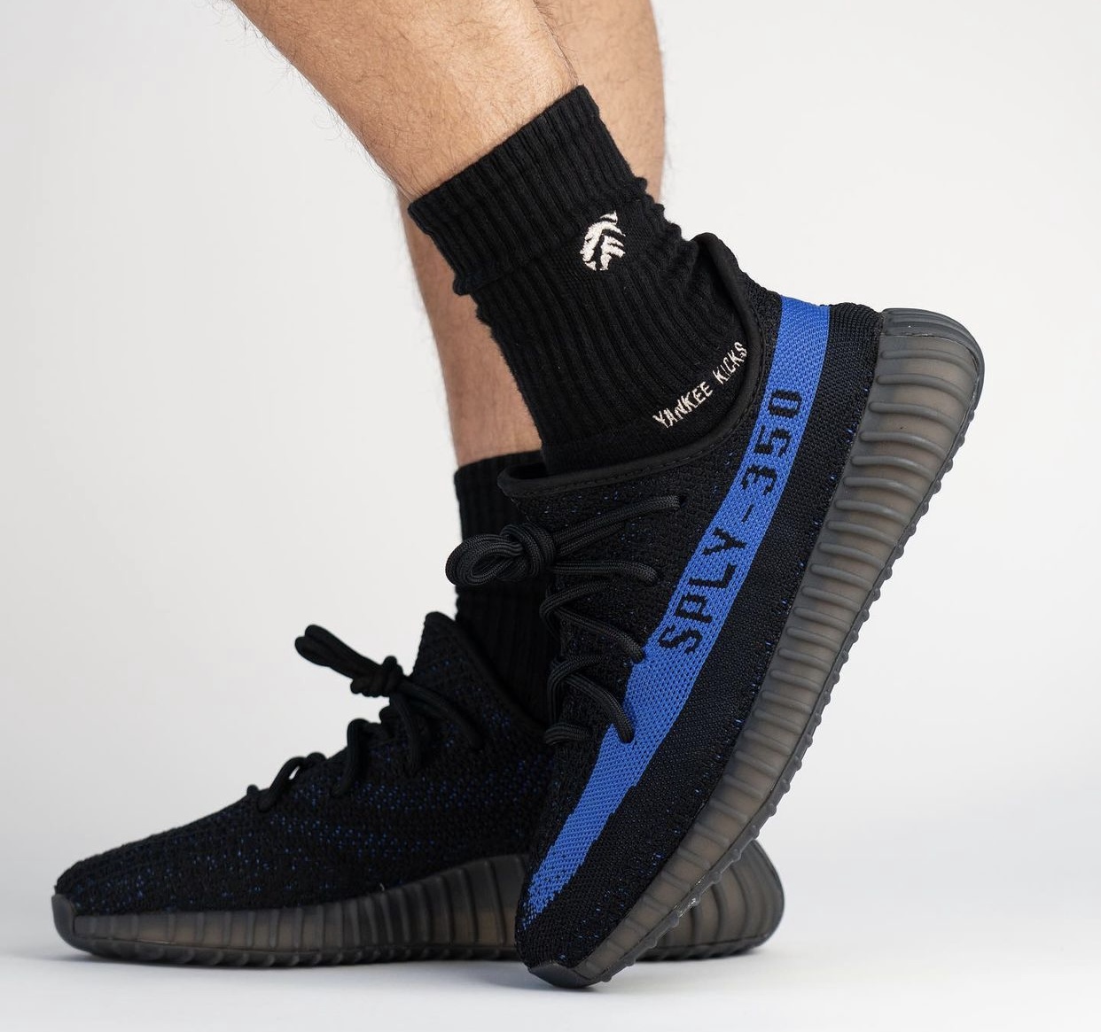 adidas Yeezy Boost 350 V2 Dazzling Blue GY7164 Release Date On-Feet