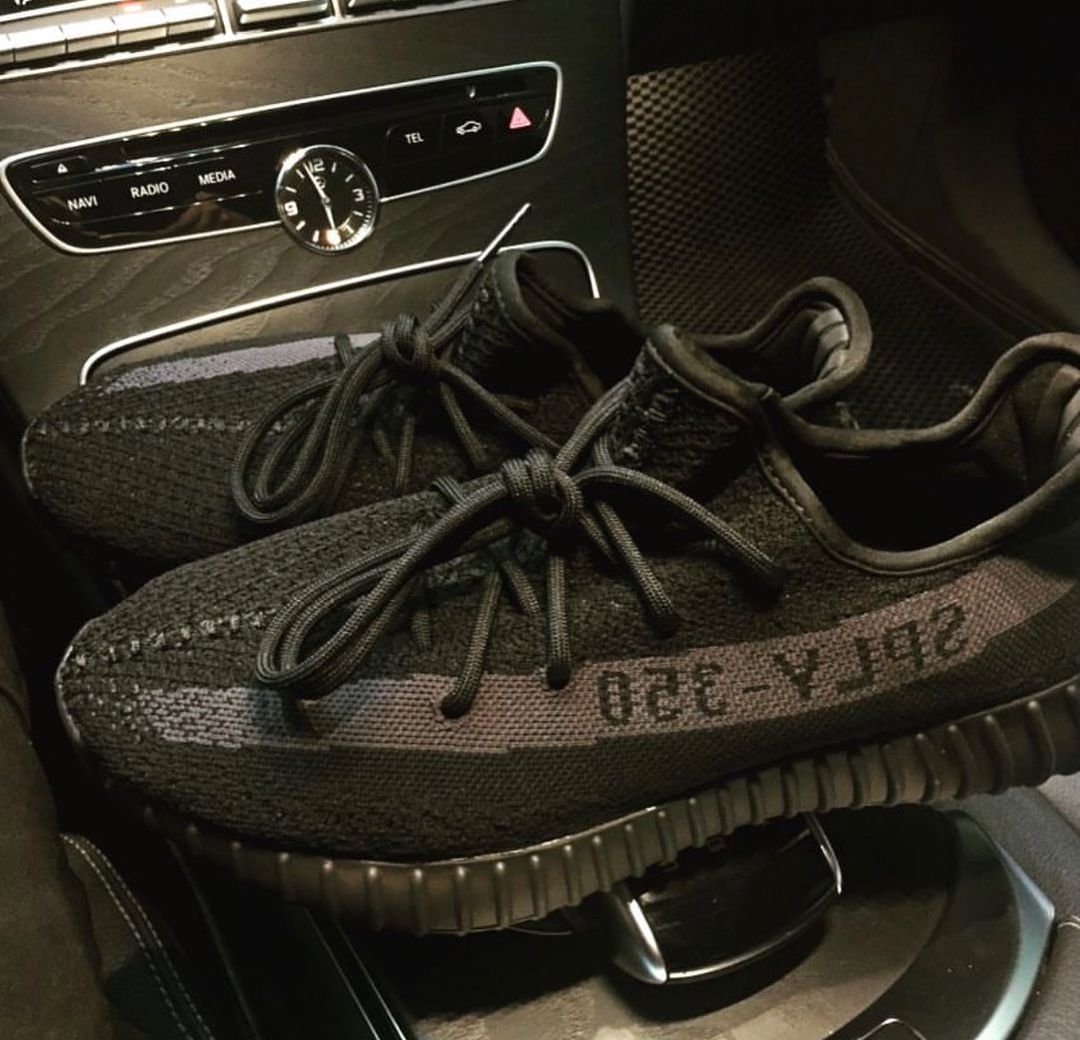adidas Yeezy Boost 350 V2 Onyx HQ4540 Release Date