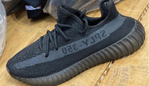 adidas yeezy boost 350 V2 onyx early look release dates 2022