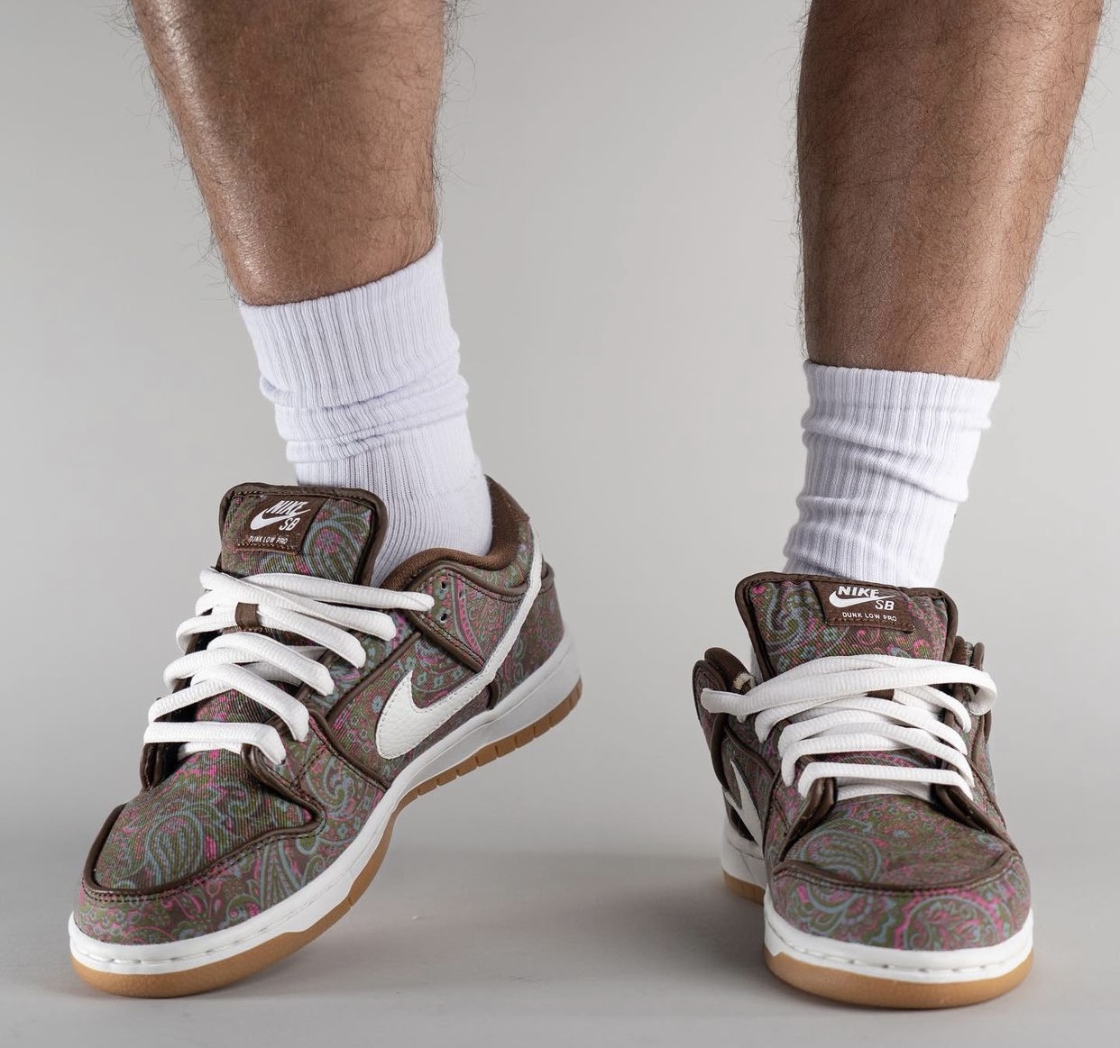 Nike SB Dunk Low Paisley DH7534-200 Release Date On-Feet