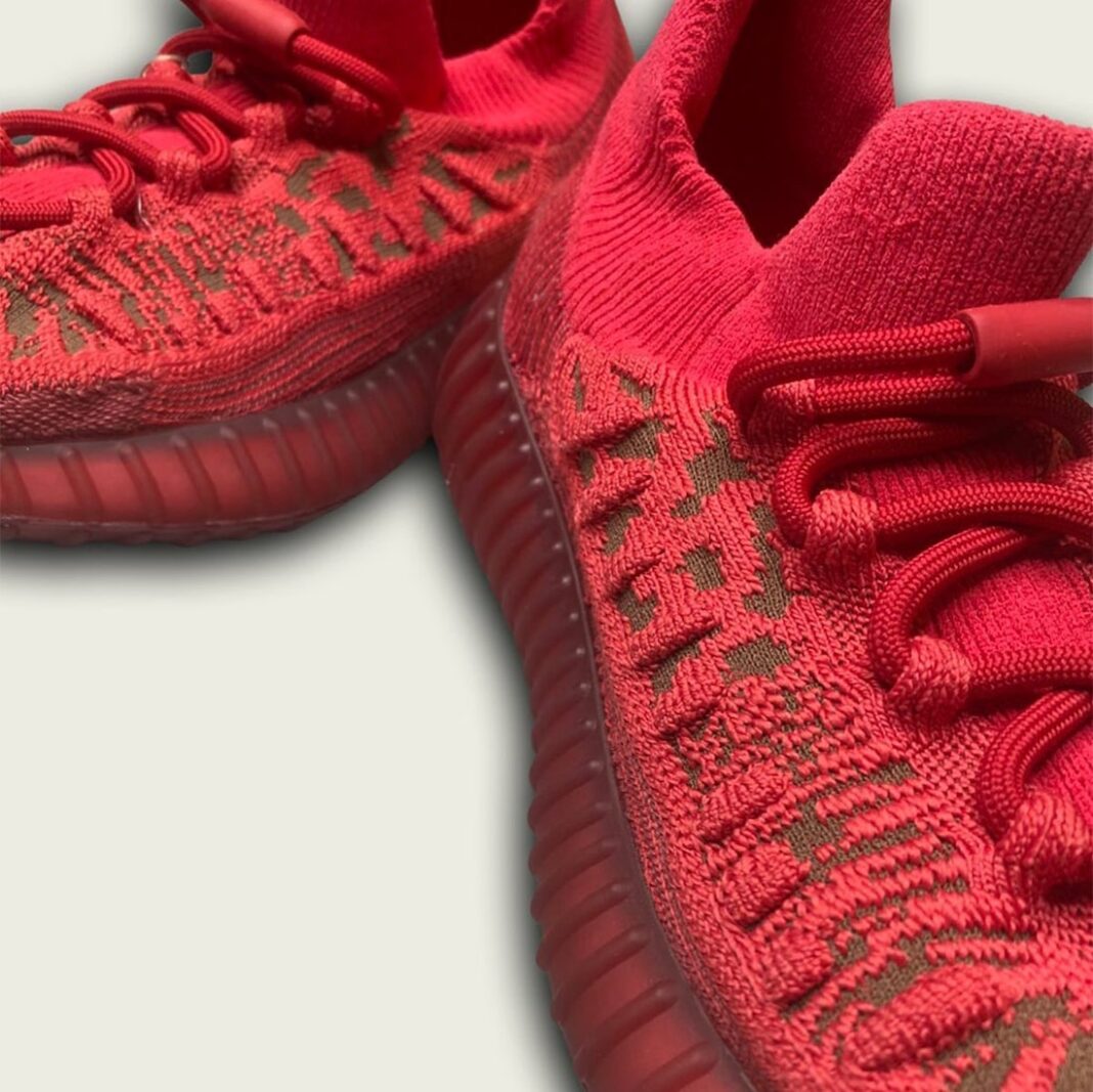 yeezy 350 white and red
