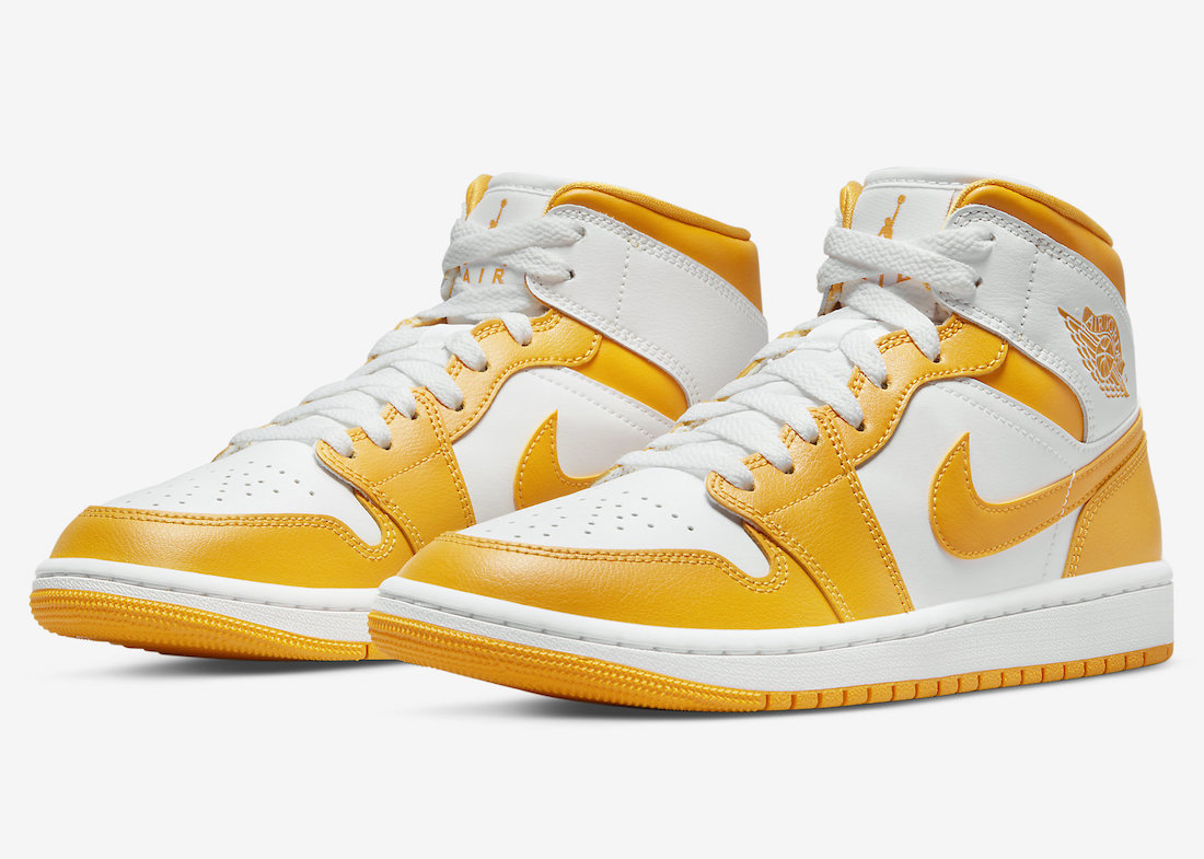 Air Jordan 1 Mid White University Gold 