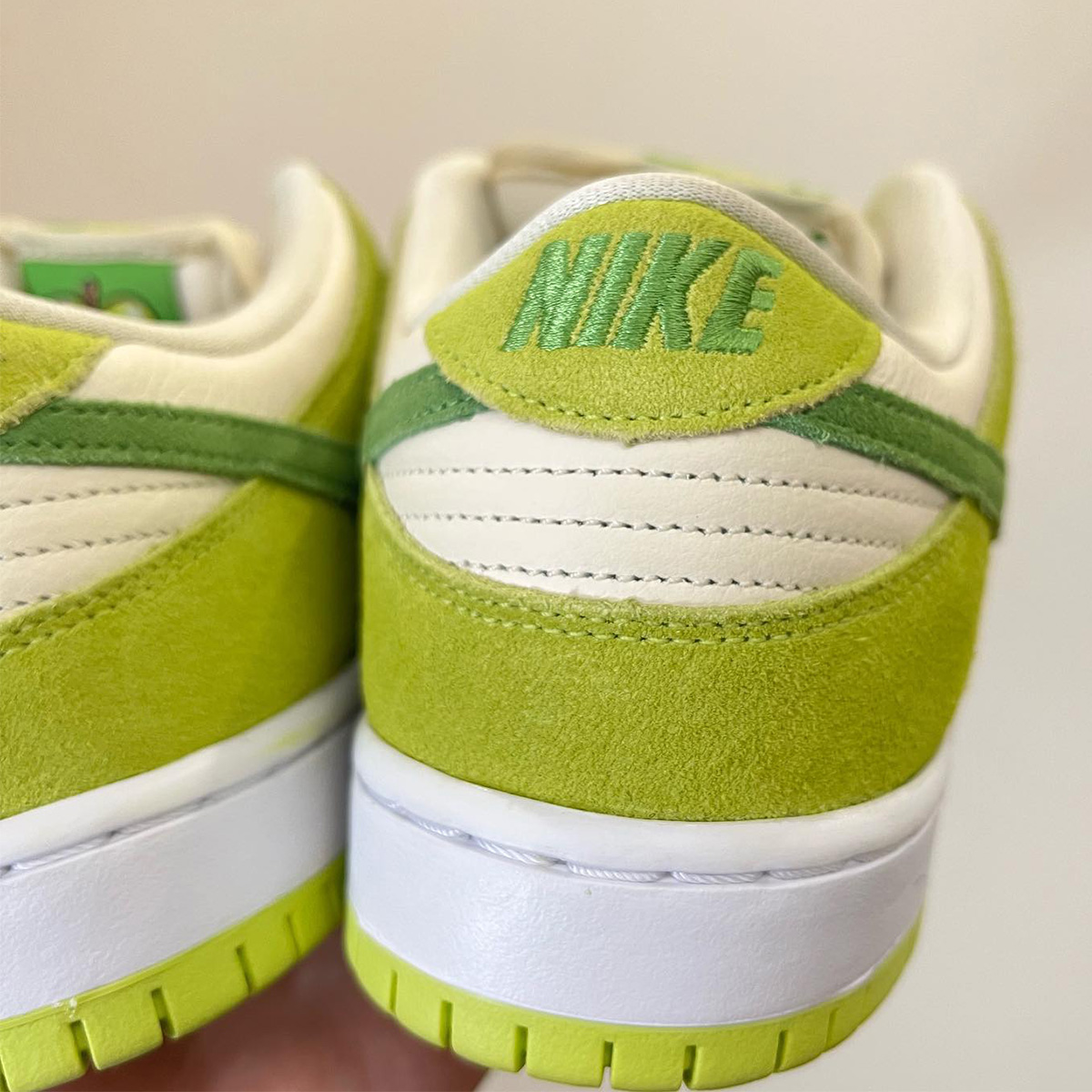 Nike SB Dunk Low Green Apple DM0807-300 Data di rilascio