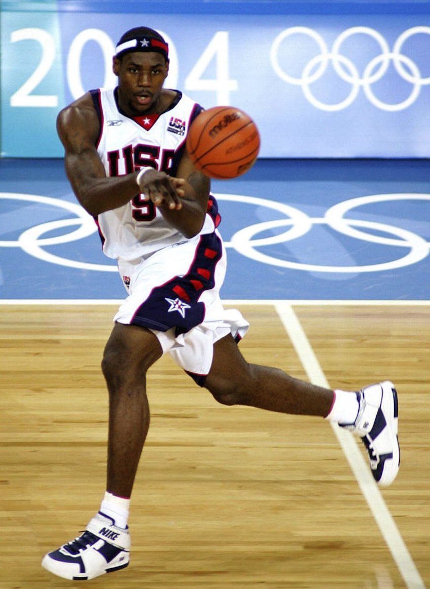 LeBron James Nike LeBron 2 USA