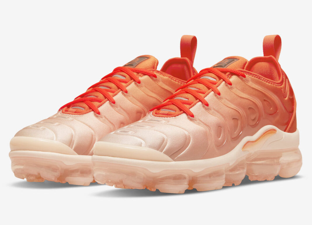 white and red vapormax plus release date