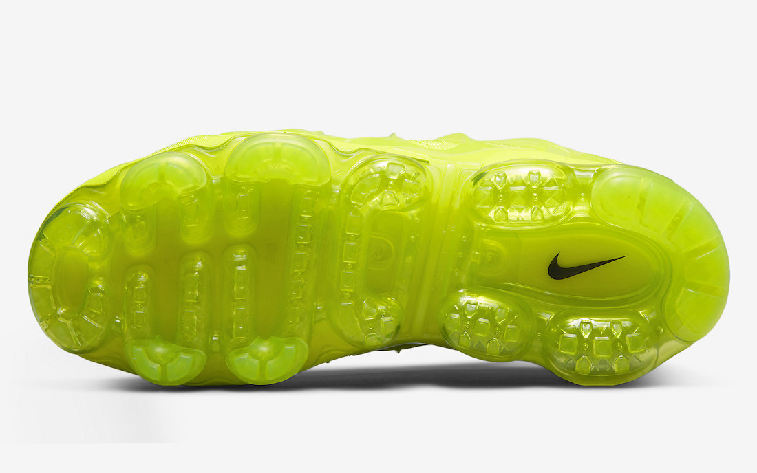 Nike Air VaporMax Plus Volt Tennis Ball DX1784-300 Release Date