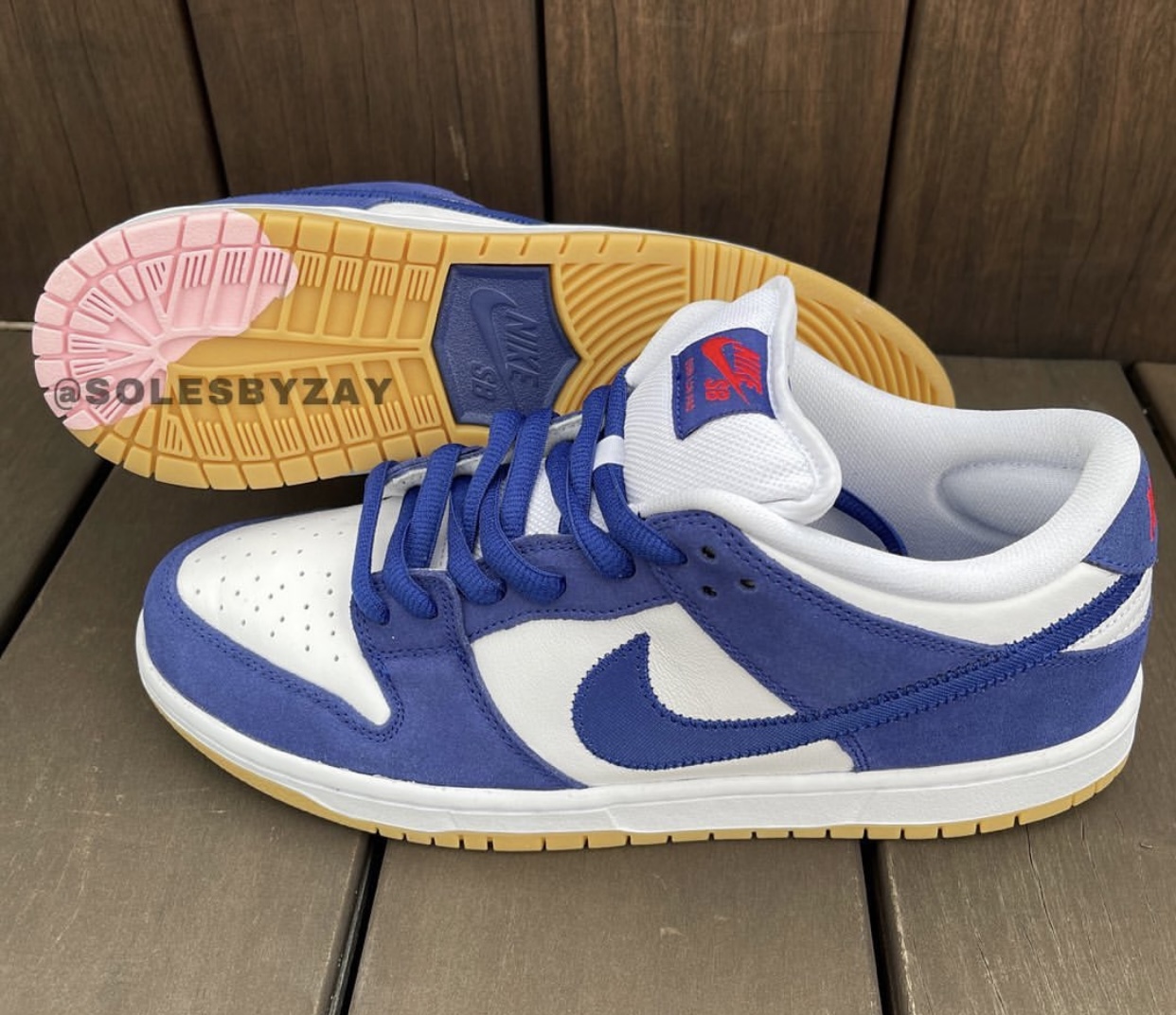Nike ring SB Dunk Low Los Angeles Dodgers DO9395 400 Release Date 1