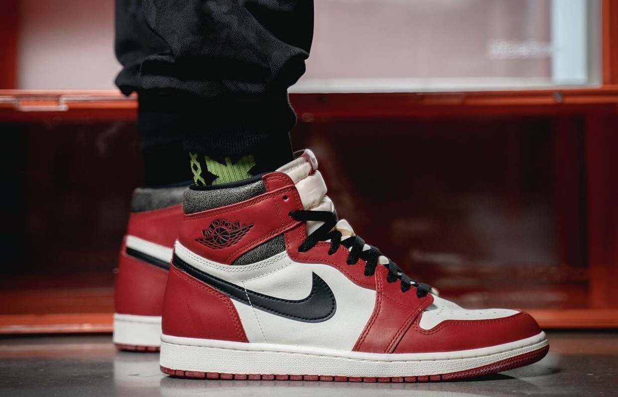 Air Jordan 1 Chicago Reimagined Lost and Found DZ5485-612 Release