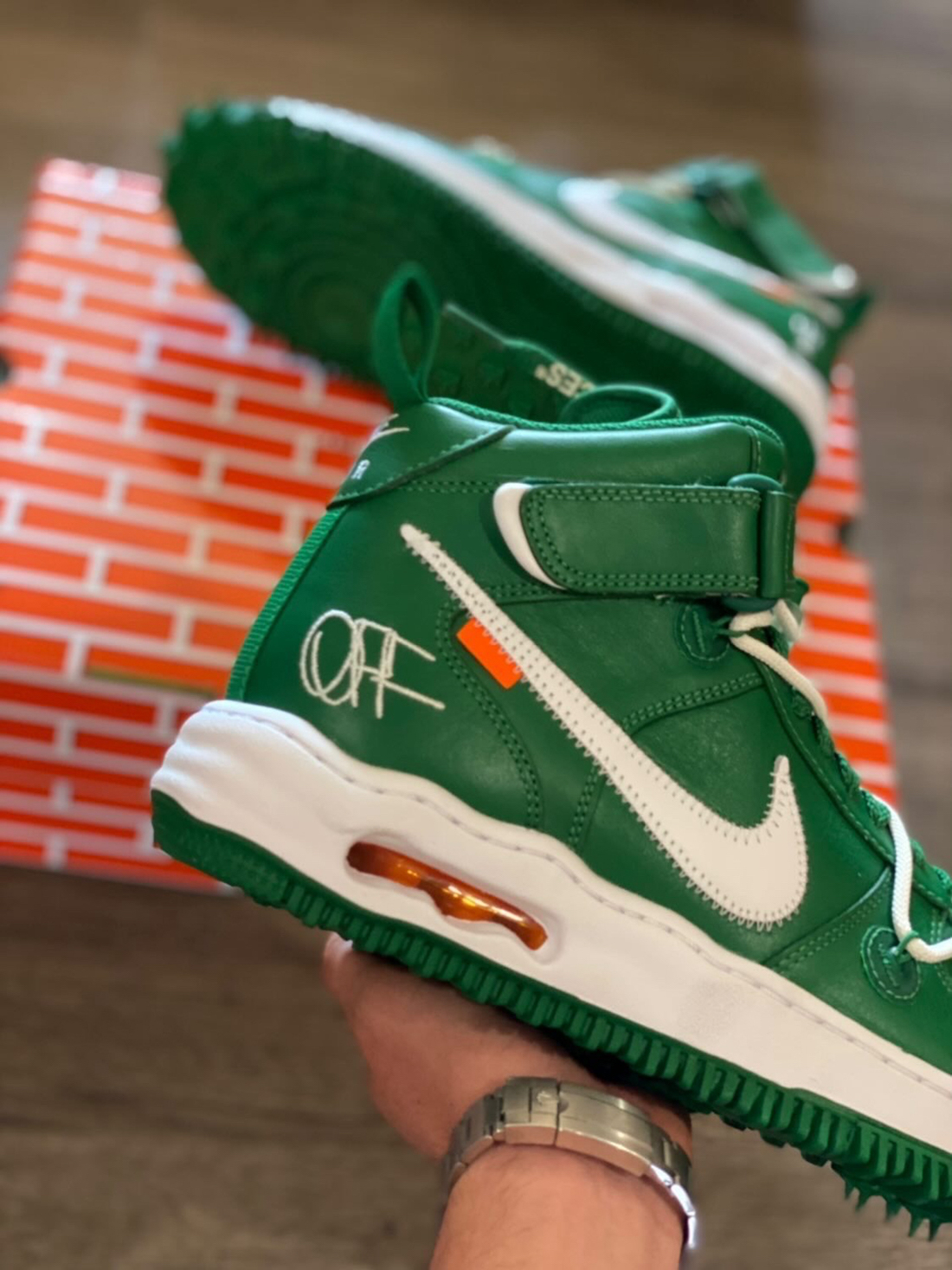 Off White Nike Air Force 1 Mid Pine Green DR0500 300 Release Date 2
