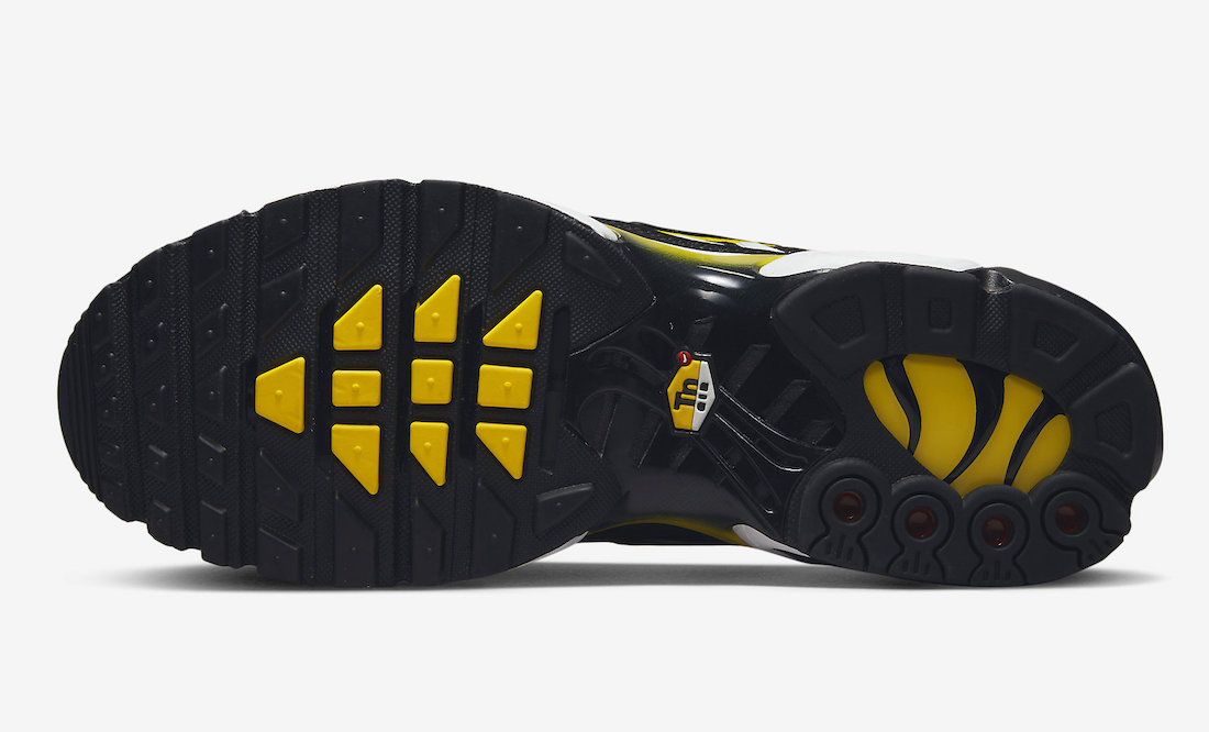 Nike Air Max Plus Black Yellow White DQ3983-001 Release Date