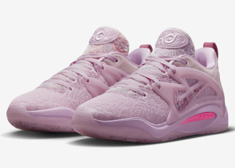 kyrie pg 3