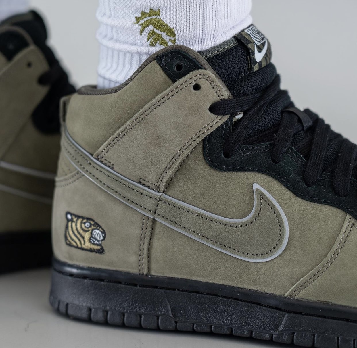 SoulGoods Nike SB Dunk High DR1415-200 Release Date On-Feet